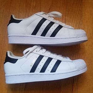 Adidas Superstar